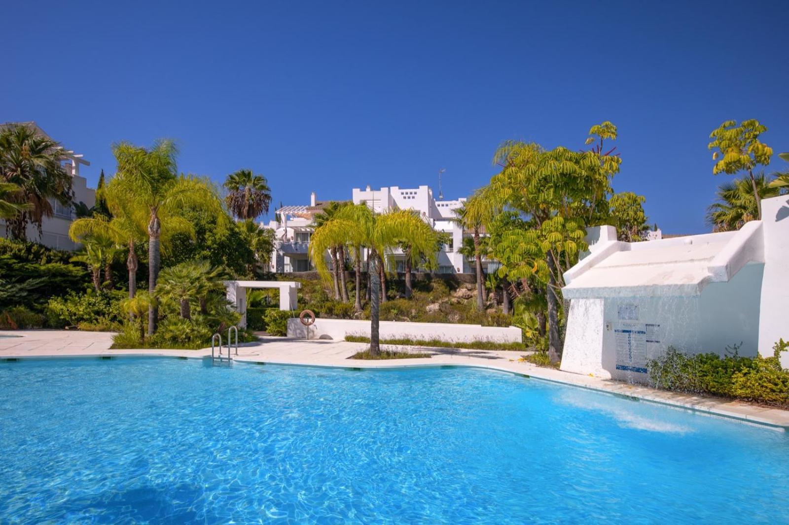 Alcazaba Lagoon Estepona Golf Apartment Exterior foto